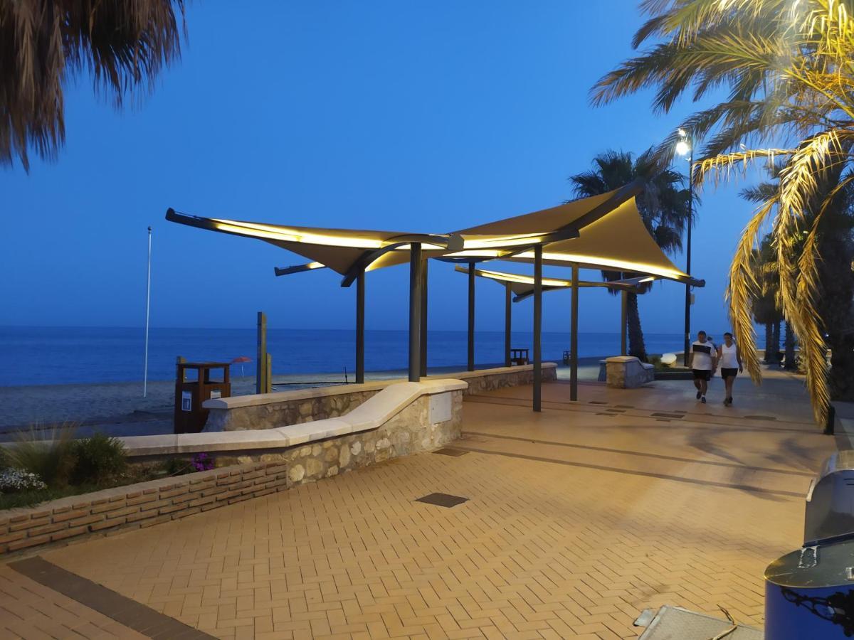 Apartamento Carvajal Beach Фуэнхирола Экстерьер фото
